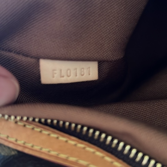 Louis Vuitton Bosphore Back Pack - Picture 2 of 6